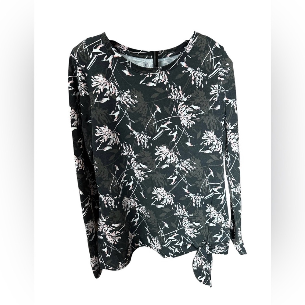 Croft & Barrow Black and White Floral Long Sleeve Top
